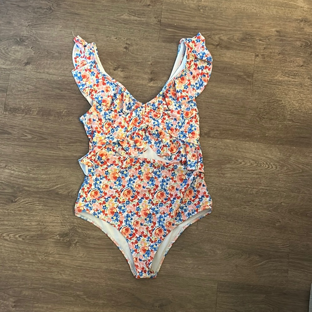 Floral Ruffle One-Piece Swimsuit